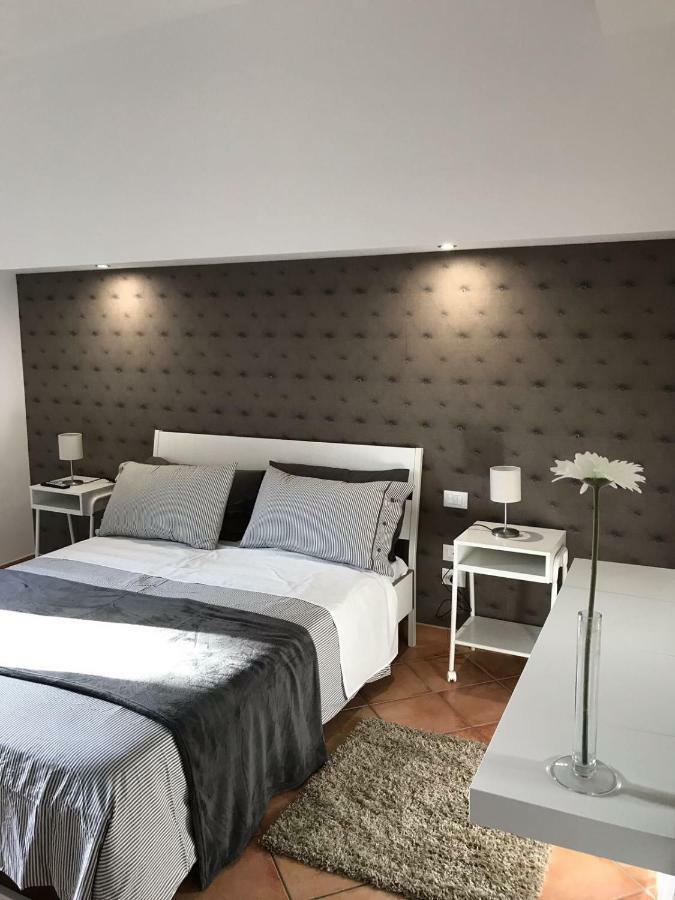 Etna Holidays Home Sereleo Санта-Венерина Экстерьер фото