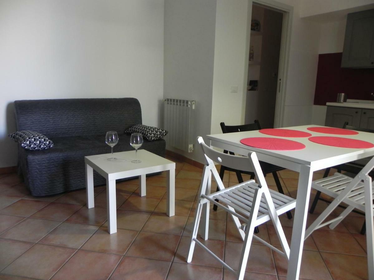 Etna Holidays Home Sereleo Санта-Венерина Экстерьер фото