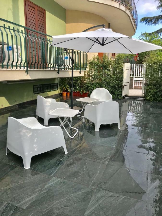 Etna Holidays Home Sereleo Санта-Венерина Экстерьер фото